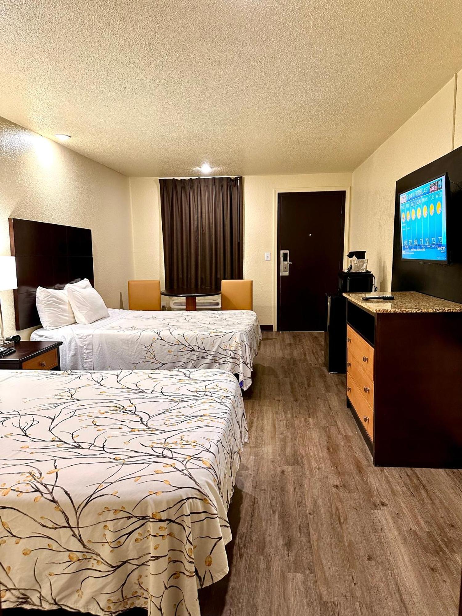 Travelers Inn Elizabeth City Exterior photo