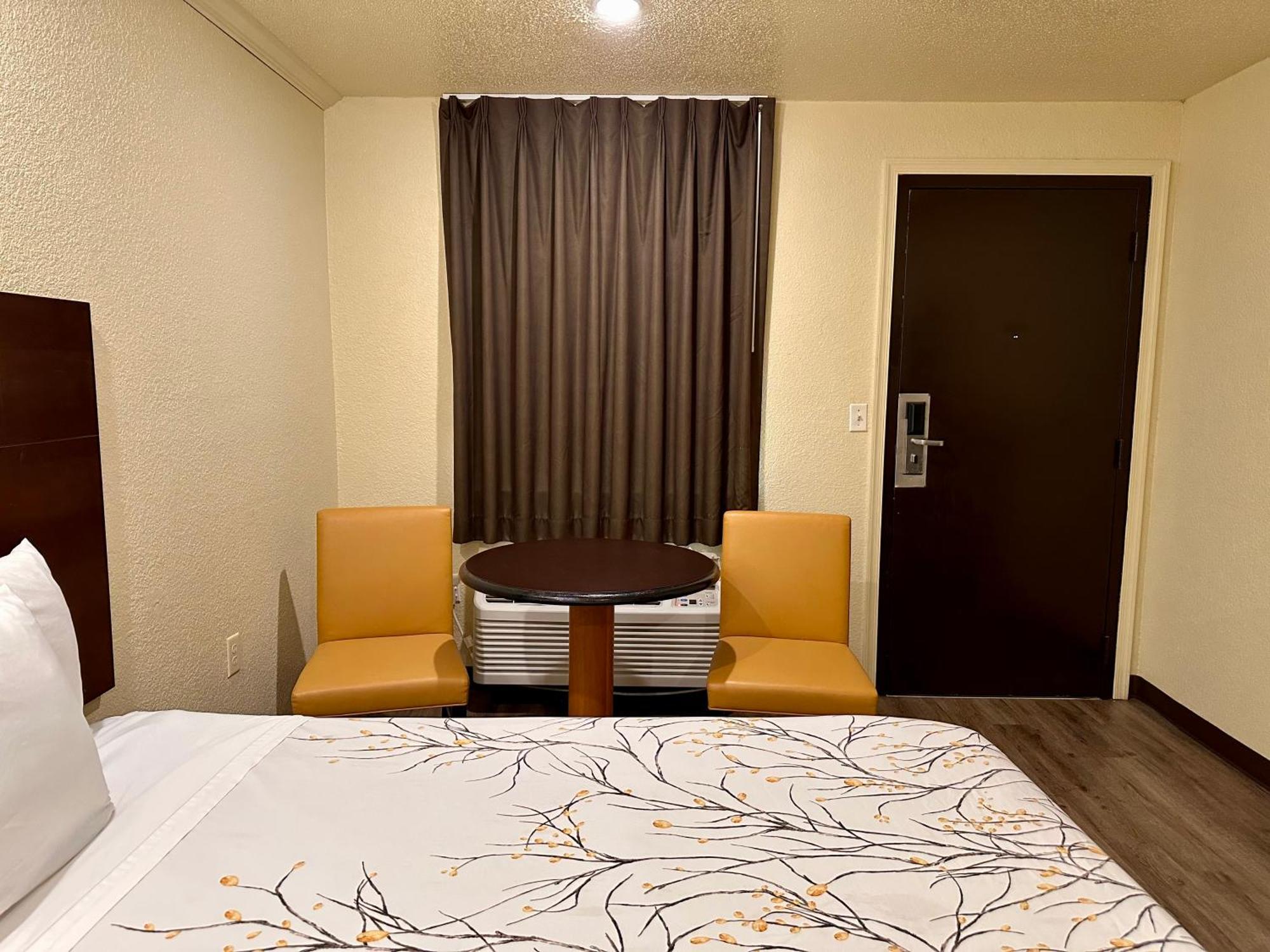 Travelers Inn Elizabeth City Exterior photo